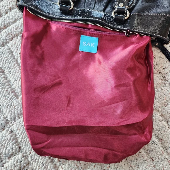 Saxx Deep Black Leather Tote Bag - Picture 11 of 16